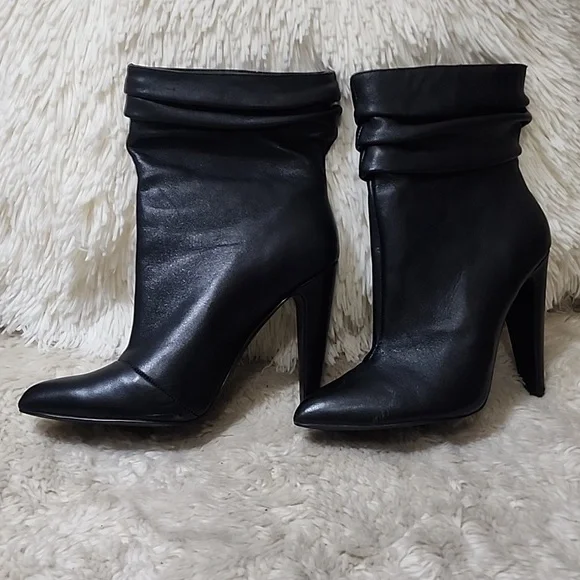 Steve Madden Black Ankle Boots - Picture 12 of 13
